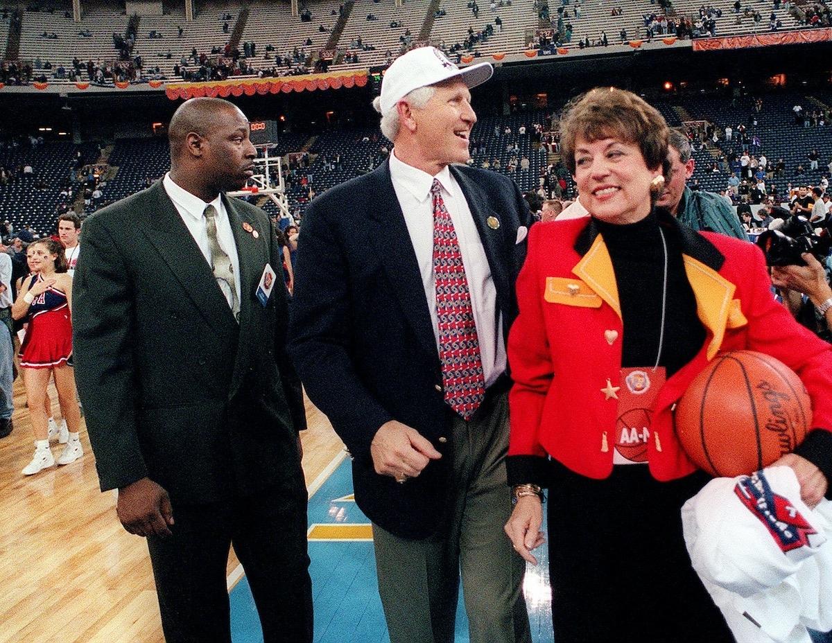 Lute Olson and Bobbi Olson celebrate the Wildcats 1997 NCAA Championship.