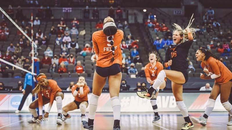 The Texas volleyball team celebrates in Omaha.