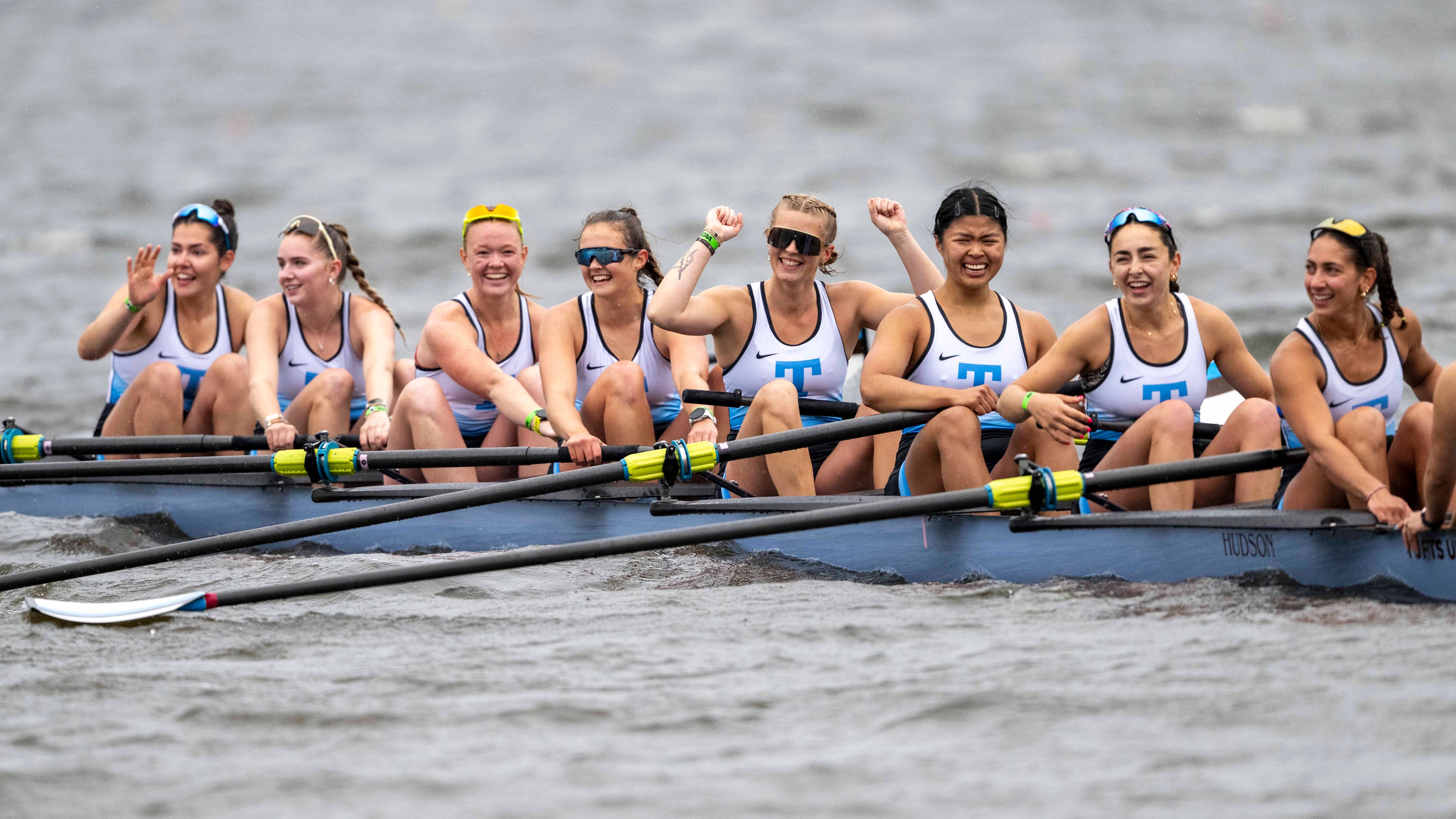 Tufts wins the 2025 DIII rowing championship
